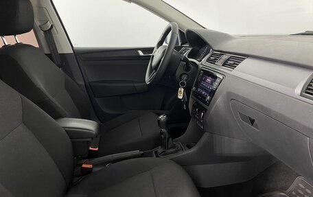 Skoda Rapid I, 2019 год, 1 299 000 рублей, 13 фотография