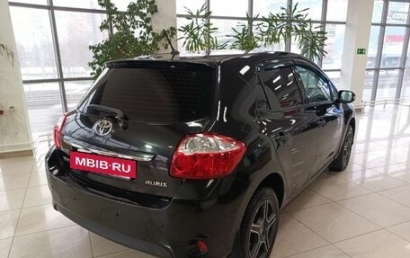 Toyota Auris II, 2011 год, 970 000 рублей, 5 фотография