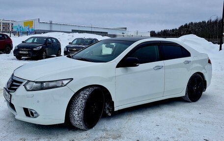 Honda Accord VIII рестайлинг, 2012 год, 1 030 000 рублей, 2 фотография