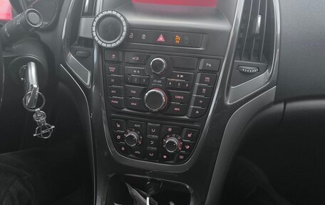 Opel Astra J, 2012 год, 730 000 рублей, 3 фотография