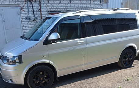 Volkswagen Caravelle T5, 2013 год, 2 000 000 рублей, 7 фотография