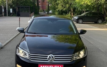 Volkswagen Passat B7, 2012 год, 1 050 000 рублей, 1 фотография