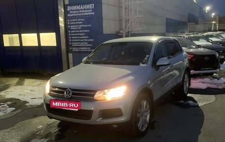Volkswagen Touareg III, 2011 год, 2 000 000 рублей, 4 фотография