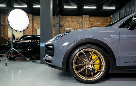 Porsche Cayenne III, 2022 год, 18 890 000 рублей, 4 фотография