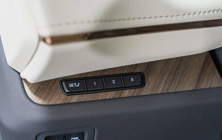 Lexus LM, 2025 год, 17 590 000 рублей, 28 фотография