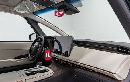 Lexus LM, 2025 год, 17 590 000 рублей, 14 фотография