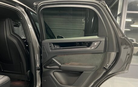 Porsche Cayenne III, 2024 год, 22 500 000 рублей, 34 фотография