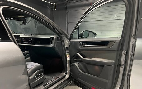 Porsche Cayenne III, 2024 год, 22 500 000 рублей, 36 фотография