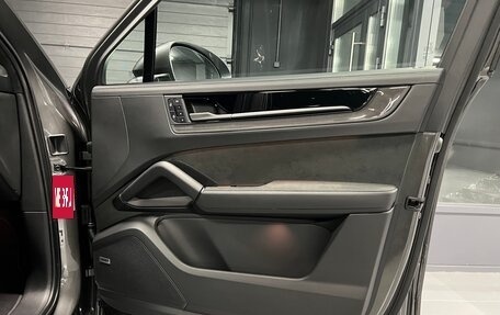 Porsche Cayenne III, 2024 год, 22 500 000 рублей, 24 фотография