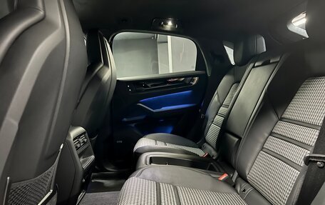 Porsche Cayenne III, 2024 год, 22 500 000 рублей, 38 фотография