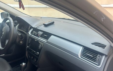 Skoda Rapid I, 2018 год, 1 200 000 рублей, 8 фотография