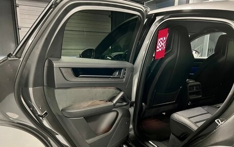Porsche Cayenne III, 2024 год, 22 500 000 рублей, 37 фотография