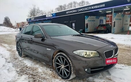 BMW 5 серия, 2012 год, 2 350 000 рублей, 2 фотография