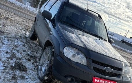 Chevrolet Niva I рестайлинг, 2016 год, 685 000 рублей, 2 фотография