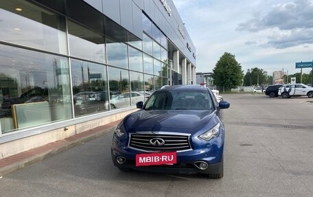 Infiniti FX II, 2012 год, 1 700 000 рублей, 6 фотография