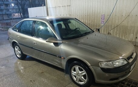 Opel Vectra B рестайлинг, 1998 год, 270 000 рублей, 3 фотография