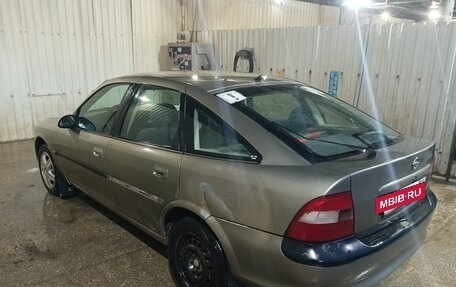 Opel Vectra B рестайлинг, 1998 год, 270 000 рублей, 6 фотография