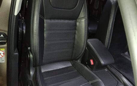 Volkswagen Tiguan II, 2017 год, 2 270 000 рублей, 3 фотография