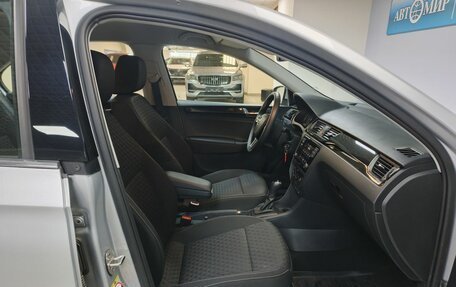 Skoda Rapid I, 2018 год, 1 600 000 рублей, 10 фотография