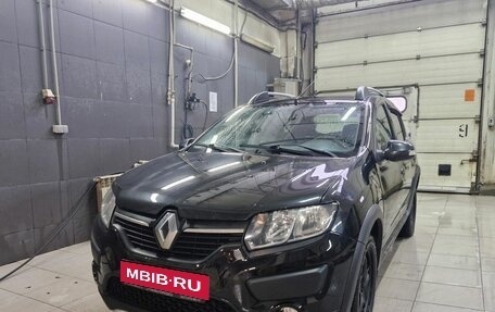 Renault Sandero II рестайлинг, 2015 год, 725 000 рублей, 1 фотография