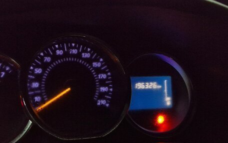 Renault Sandero II рестайлинг, 2015 год, 725 000 рублей, 4 фотография