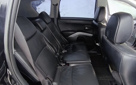 Mitsubishi Outlander III рестайлинг 3, 2011 год, 1 150 000 рублей, 9 фотография