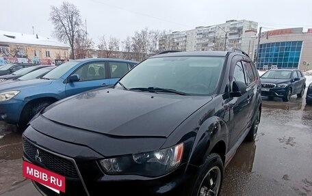 Mitsubishi Outlander III рестайлинг 3, 2011 год, 1 150 000 рублей, 2 фотография