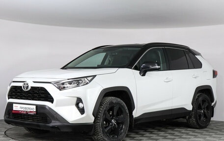 Toyota RAV4, 2021 год, 3 697 000 рублей, 1 фотография