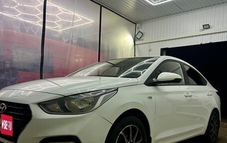 Hyundai Solaris II рестайлинг, 2018 год, 1 200 000 рублей, 5 фотография