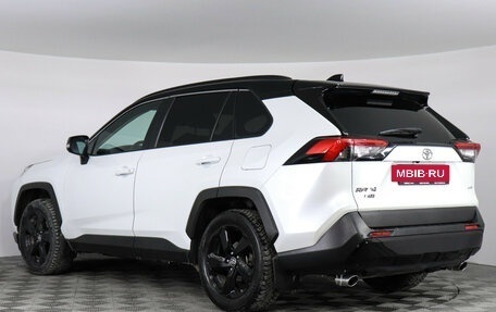 Toyota RAV4, 2021 год, 3 697 000 рублей, 7 фотография
