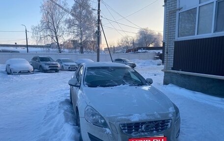 Volvo S60 III, 2012 год, 650 000 рублей, 3 фотография
