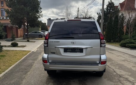 Toyota Land Cruiser Prado 120 рестайлинг, 2008 год, 2 580 000 рублей, 5 фотография