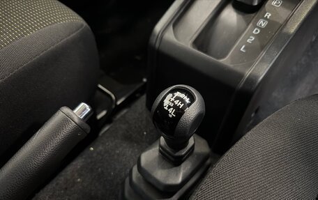 Suzuki Jimny, 2019 год, 2 300 000 рублей, 12 фотография