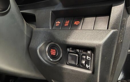 Suzuki Jimny, 2019 год, 2 300 000 рублей, 14 фотография