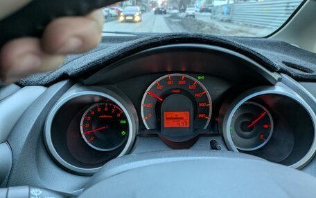 Honda Fit III, 2012 год, 1 200 000 рублей, 27 фотография