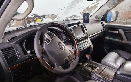 Toyota Land Cruiser 200, 2008 год, 1 999 999 рублей, 12 фотография