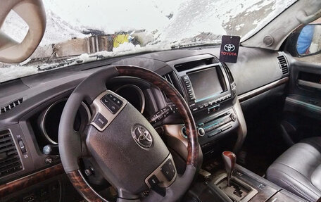 Toyota Land Cruiser 200, 2008 год, 1 999 999 рублей, 11 фотография