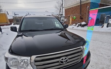 Toyota Land Cruiser 200, 2008 год, 1 999 999 рублей, 10 фотография