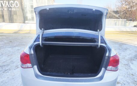 Chevrolet Cruze II, 2010 год, 760 000 рублей, 13 фотография