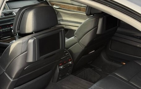 BMW 7 серия, 2011 год, 2 000 000 рублей, 14 фотография