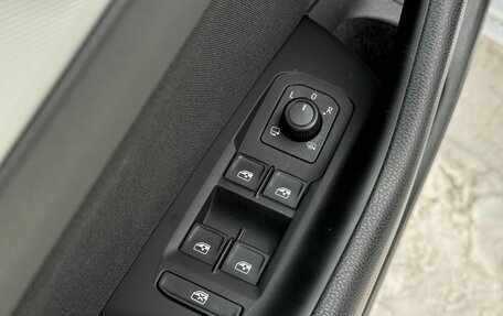 Volkswagen Passat B8 рестайлинг, 2019 год, 2 550 000 рублей, 11 фотография