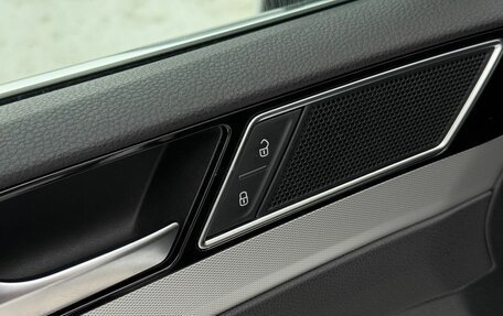 Volkswagen Passat B8 рестайлинг, 2019 год, 2 550 000 рублей, 12 фотография