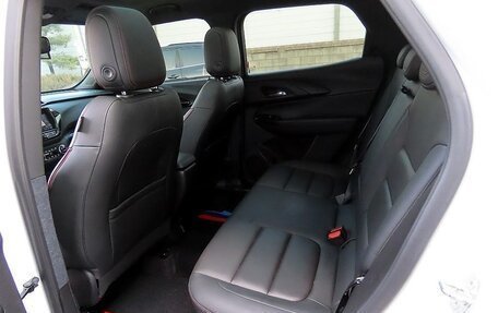 Chevrolet TrailBlazer, 2022 год, 2 000 000 рублей, 14 фотография