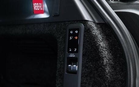 Land Rover Range Rover IV рестайлинг, 2025 год, 23 900 000 рублей, 11 фотография