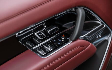 Land Rover Range Rover IV рестайлинг, 2025 год, 23 900 000 рублей, 28 фотография