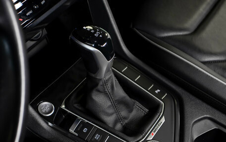 Volkswagen Tiguan II, 2021 год, 3 029 000 рублей, 15 фотография