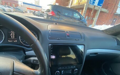 Skoda Octavia, 2011 год, 880 000 рублей, 10 фотография