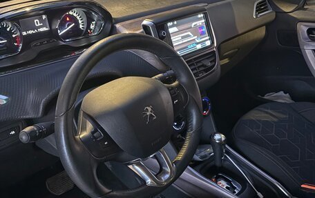 Peugeot 2008 II, 2014 год, 850 000 рублей, 8 фотография