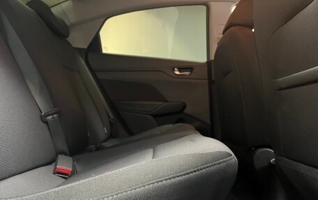 Hyundai Solaris II рестайлинг, 2018 год, 1 350 000 рублей, 19 фотография