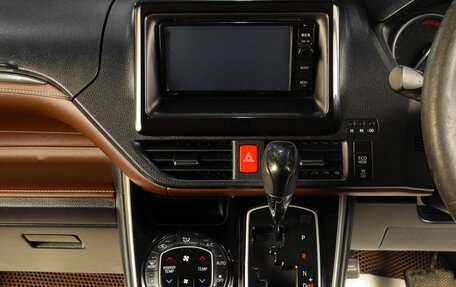 Toyota Esquire I, 2015 год, 2 319 000 рублей, 16 фотография